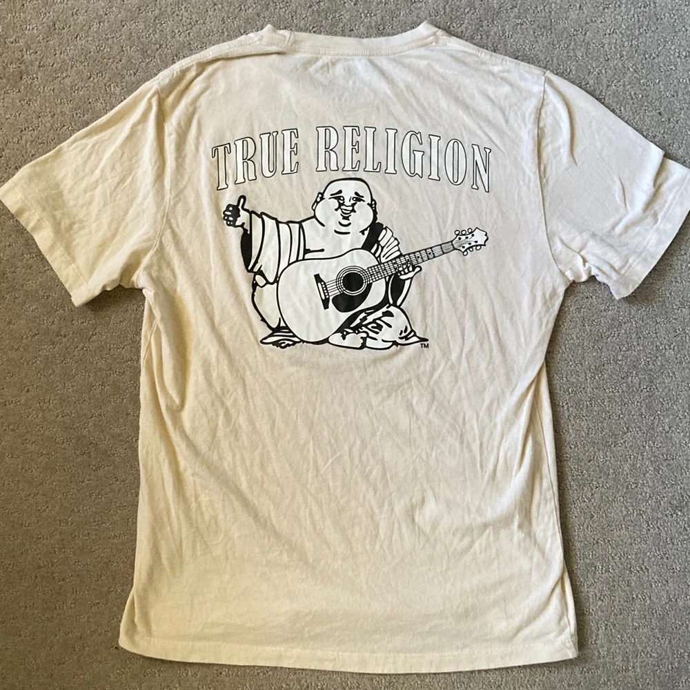 TRUE RELIGION cream Buddha logo tee, Medium.